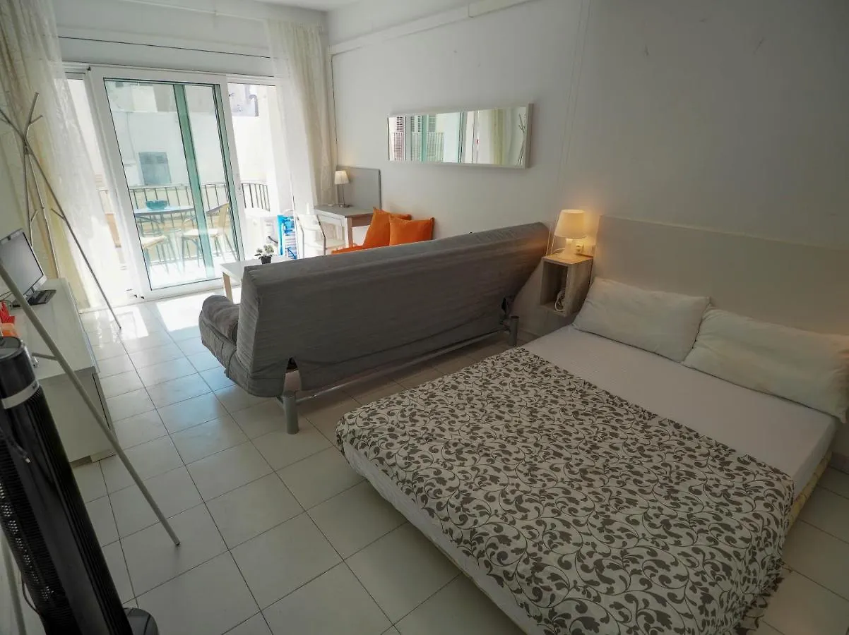 Ferdinand Apartment By Hello Homes Sitges